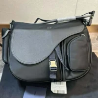 Dior Men Sacai DIOR sacai Saddle Soft Shoulder Bag Logo Buckle (1)