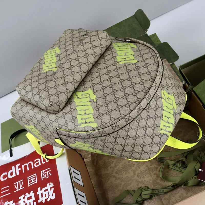 Gucci Unisex Medium Backpack with Print-Dark Green 834466
