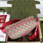 Gucci Unisex Medium Crossbody Bag with Print-Pink 839380