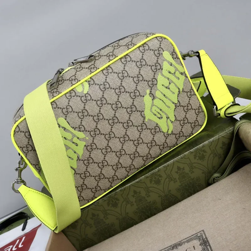 Gucci Unisex Medium Crossbody Bag with Print-Yellow 839380