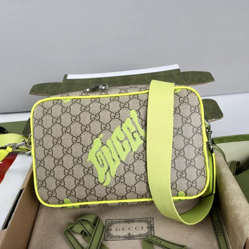 Gucci Unisex Medium Crossbody Bag with Print-Yellow 839380