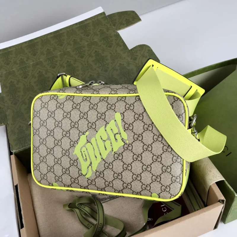 Gucci Unisex Medium Crossbody Bag with Print-Yellow 839380
