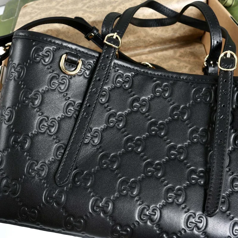 Gucci Women GG Emblem Medium Tote Bag-Black 815214