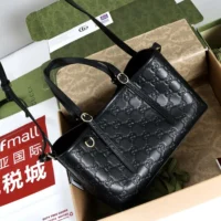 Gucci Women GG Emblem Medium Tote Bag-Black 815214 (1)