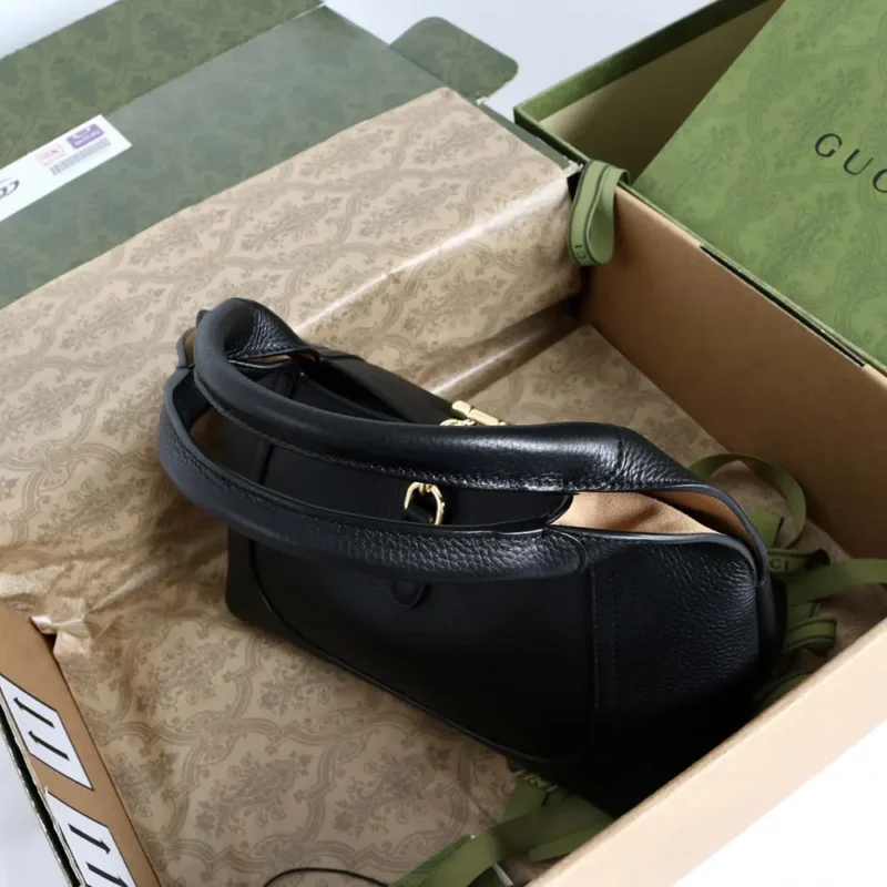 Gucci Women Softbit Medium Top Handle Bag-Black ‎837467