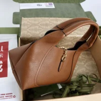Gucci Women Softbit Medium Top Handle Bag-Brown ‎837467 (1)