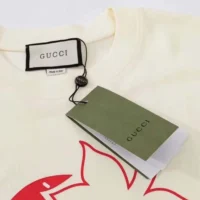 Gucci Women Strawberry Gucci Cotton T-shirt 615044XJDZU9095 (1)