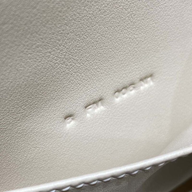 Hermes Unisex Bolide 1923 Bag in Epsom Calfskin-Beige