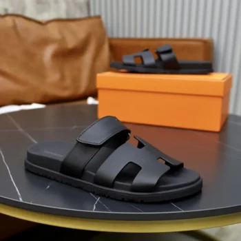 Hermes Unisex Chypre Sandal-Black H222100Zv02340