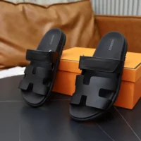 Hermes Unisex Chypre Sandal-Black H222100Zv02340 (1)