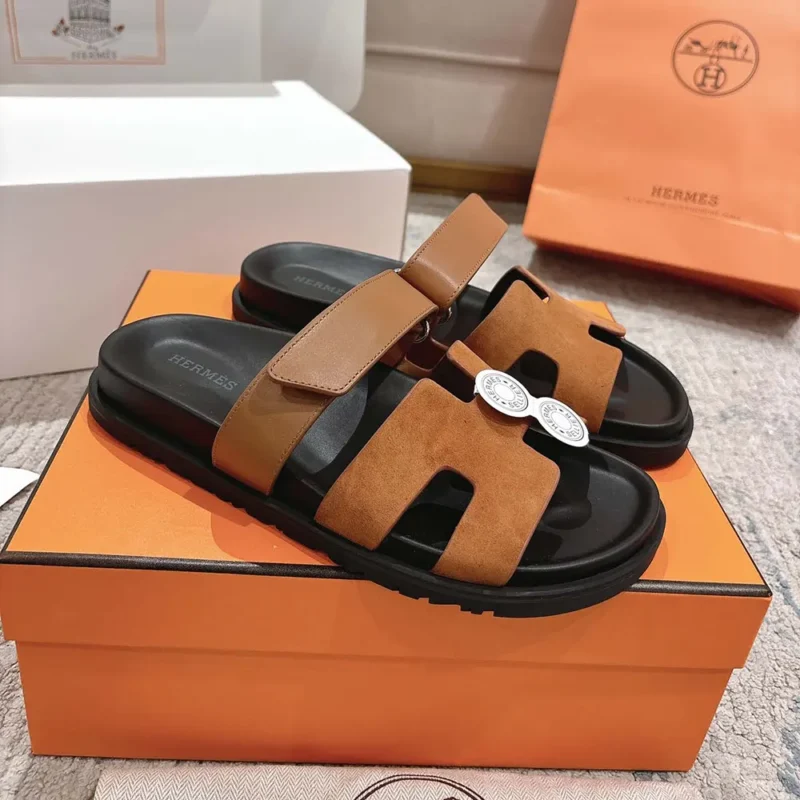 Hermes Unisex Chypre Sandal-Brown H251890ZHE5390