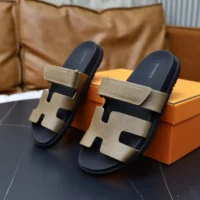Hermes Unisex Chypre Sandal-Dark Brown H222857ZHX3415 (1)