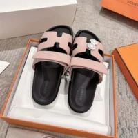 Hermes Unisex Chypre Sandal-Pink H222299ZCG350 (1)