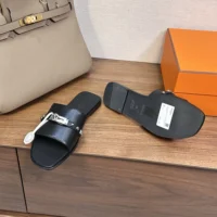 Hermes Unisex Giulia Sandal-Black H242099Z (1)