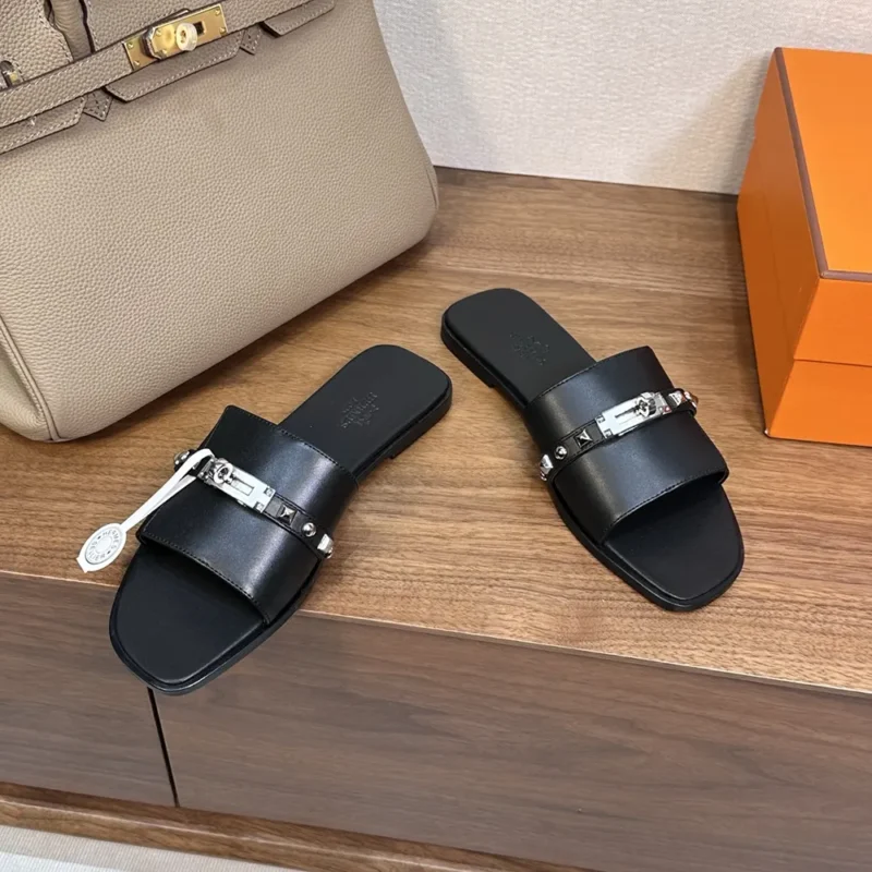 Hermes Unisex Giulia Sandal-Black H242099Z