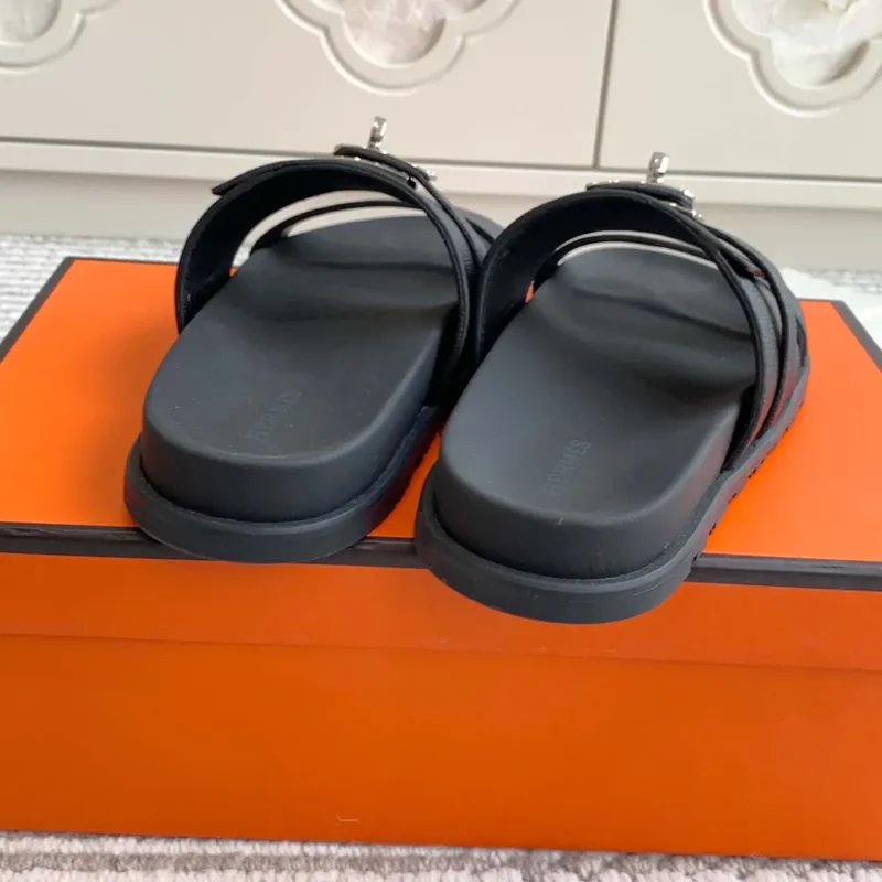 Hermes Unisex Jackson Sandal-Black H252942Z