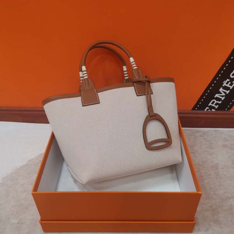 Hermes Unisex Steeple 25 Ecru Tote Bag-Brown H083611CKAE