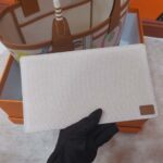 Hermes Unisex Steeple 25 Ecru Tote Bag-Green H083621CKAA