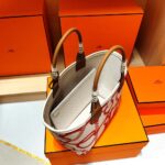 Hermes Unisex Steeple 25 Ecru Tote Bag-Orange H083621CKAB
