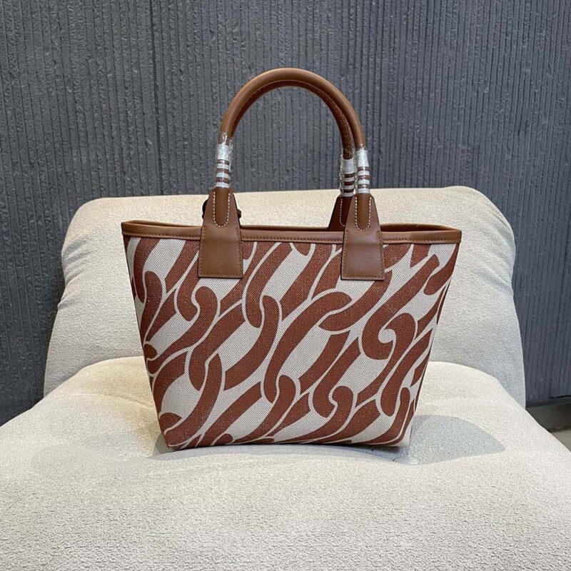 Hermes Unisex Steeple 28 Ecru Tote Bag-Brown H084532CKAC
