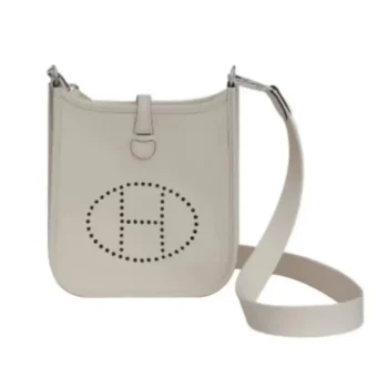 Hermes Women Evelyne 16 Amazone in Clemence Leather-Beige