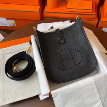 Hermes Women Evelyne 16 Amazone in Clemence Leather-Black/Gold