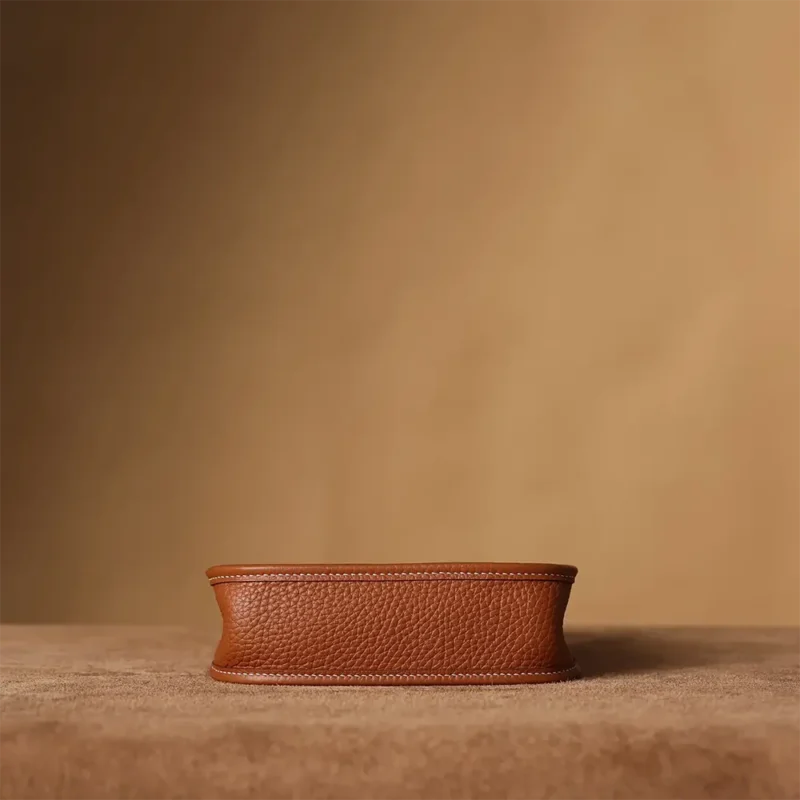 Hermes Women Evelyne 16 Amazone in Clemence Leather-Brown