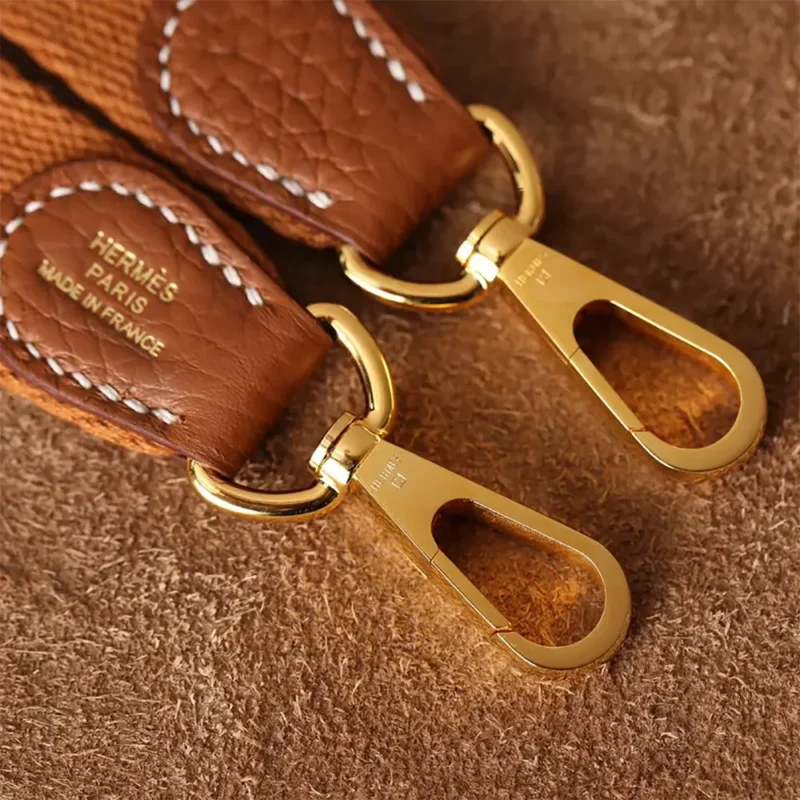 Hermes Women Evelyne 16 Amazone in Clemence Leather-Brown