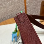 Hermes Women Evelyne 16 Amazone in Clemence Leather-Maroon