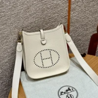 Hermes Women Evelyne 16 Amazone in Clemence Leather-WhiteGold (1)