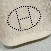 Hermes Women Evelyne 16 Amazone in Clemence Leather-WhiteSilver (1)