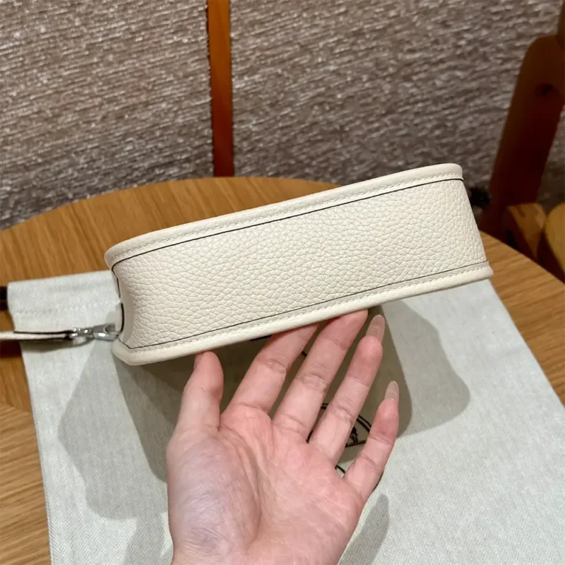 Hermes Women Evelyne 16 Amazone in Clemence Leather-White/Silver