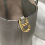 Borsa a mano Hermes In the Loop 18 da donna, in pelle Clemence, grigio/oro