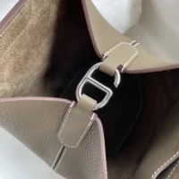 Hermes Women In the Loop 18 Handbag Clemence Leather-GreySilver (10)