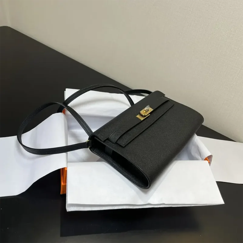 Hermes Women Kelly To Go in Epsom Leather-Black/Gold