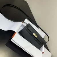 Hermes Women Kelly To Go in Epsom Leather-BlackGold (1)