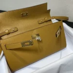 Hermes Women Kelly To Go in Epsom Leather-Gold - Imagen 7