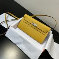 Hermes Women Kelly To Go in Epsom Leather-GoldSilver (1)
