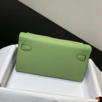 Hermes Women Kelly To Go in Epsom Leather-GreenGold (9)