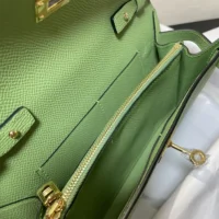 Hermes Women Kelly To Go in Epsom Leather-GreenGold (9)