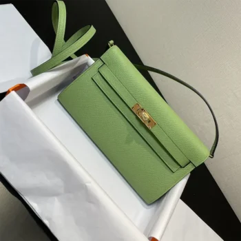 Hermes Women Kelly To Go in Epsom Leather-Green/Gold