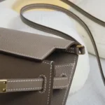 Hermes Women Kelly To Go in Epsom Leather-Grey/Gold - Image 9