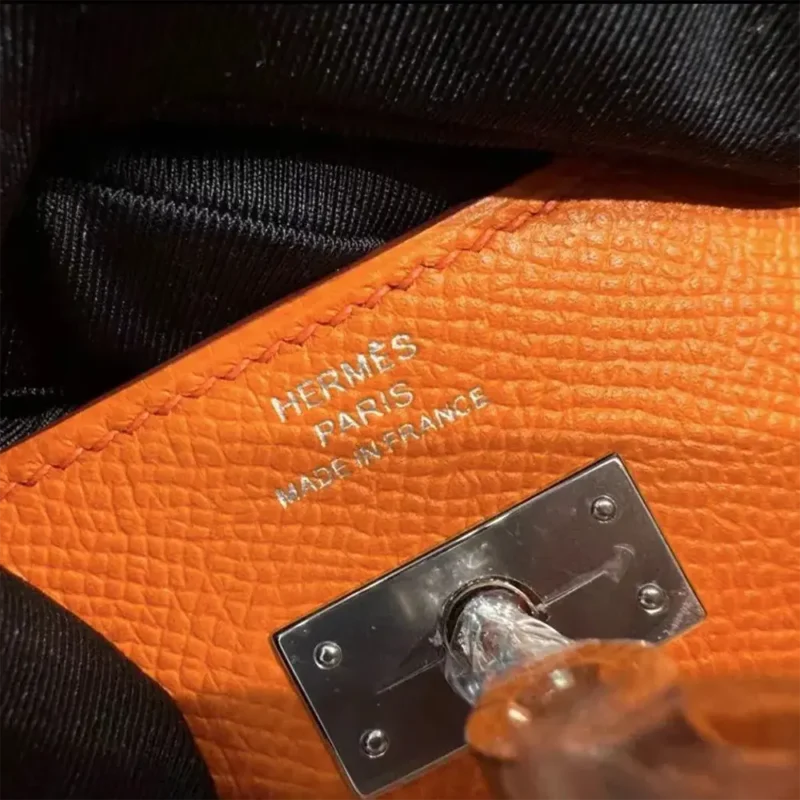 Hermes Women Kelly To Go in Epsom Leather-Orange