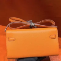 Hermes Women Kelly To Go in Epsom Leather-Orange (1)