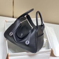 Hermes Women Lindy 26 in Clemence Leather-Black (1)