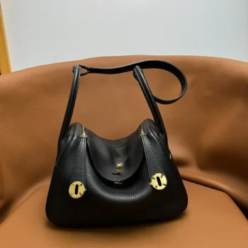 Hermes Women Lindy 26 in Clemence Leather-Black/Gold