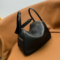 Hermes Women Lindy 26 in Clemence Leather-BlackGold (1)