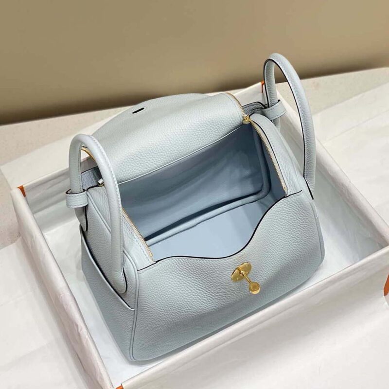 Hermes Women Lindy 26 in Clemence Leather-Blue