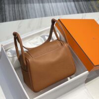 Hermes Women Lindy 26 in Clemence Leather-Brown (1)