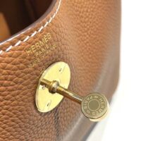Hermes Women Lindy 26 in Clemence Leather-Brown (1)